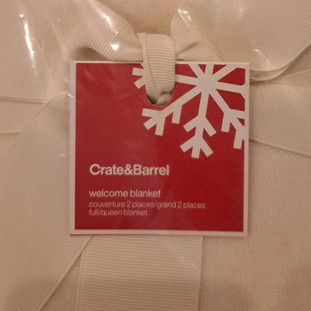 Crate&Barrel has welcome